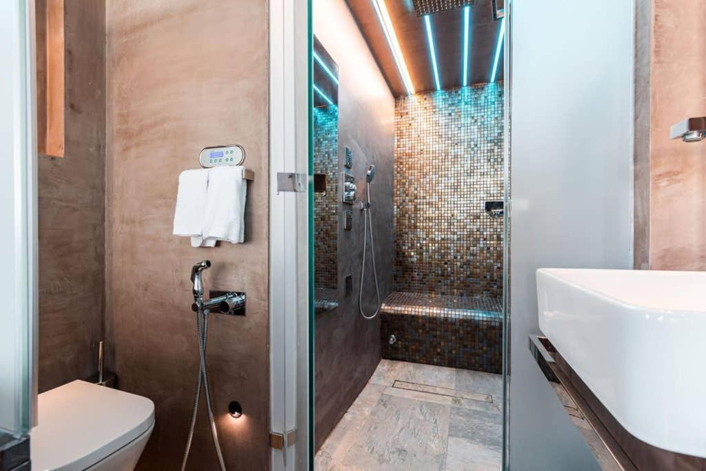 The Minipenthouse Terrace & Spa Paço de Arcos Zewnętrze zdjęcie