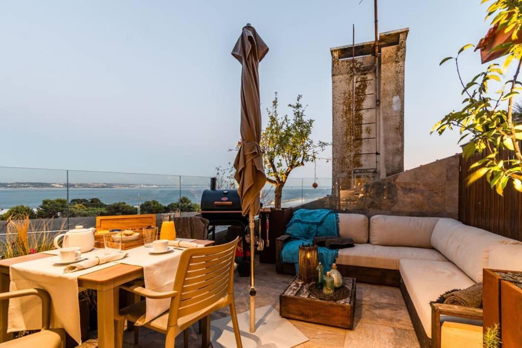 The Minipenthouse Terrace & Spa Paço de Arcos Zewnętrze zdjęcie