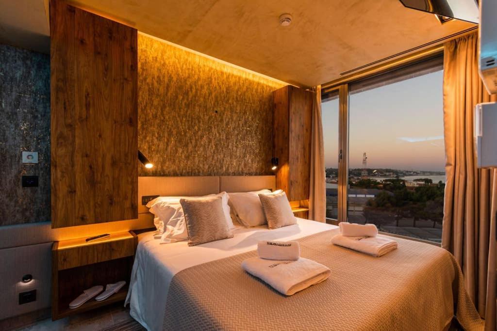 The Minipenthouse Terrace & Spa Paço de Arcos Zewnętrze zdjęcie